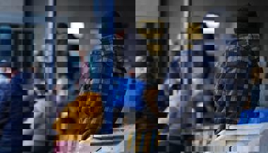 Nicht alle Menschen können sich festliche Speisen zu Weihnachten leisten