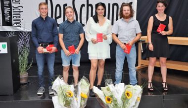 Mit der hervorragenden Note 5,5 schloss ein Grabser seine Schreinerlehre ab