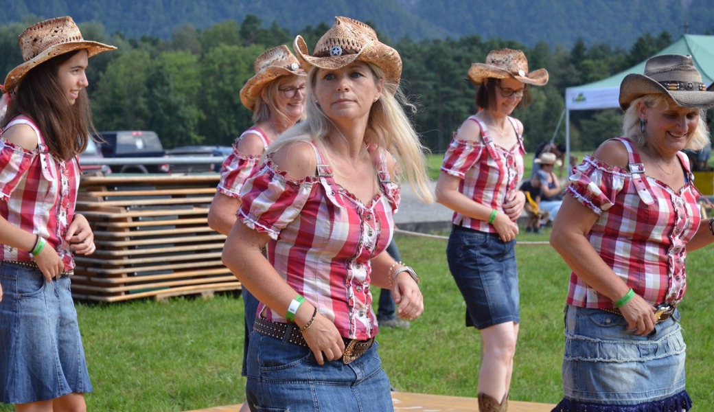 Gehört an jedes Countryfest: Line Dance 