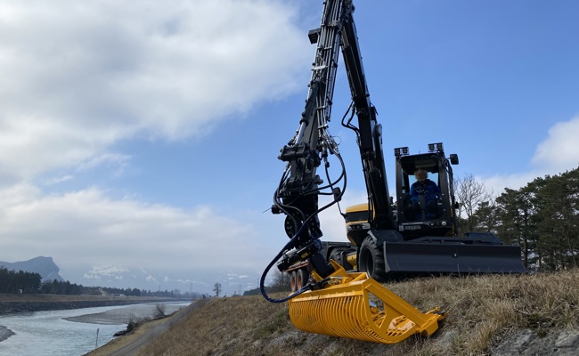 Neuer Mobilbagger für das Rheinunternehmen