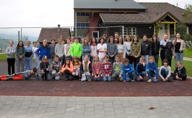 40 junge Musikantinnen und Musikanten tauchen in «Peer-Gynt-Suite» ein