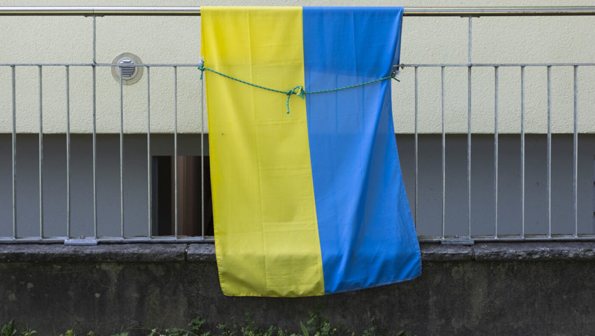  Immer mehr in der Schweiz zu sehen: Ukrainische Flaggen. 