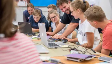 «Kein Ersatz fürs Denken»: St.Gallen investiert 800'000 Franken in KI-Schulung für Lehrpersonen