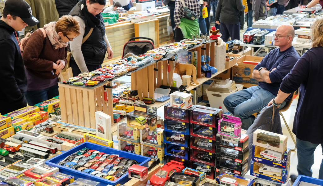 Über 40 Händlerinnen und Händler boten am Sonntag im BZBS in Buchs an der 30. Spielzeug-, Auto- und Modelleisenbahnbörse ihre Produkte und Sammlerstücke an.
