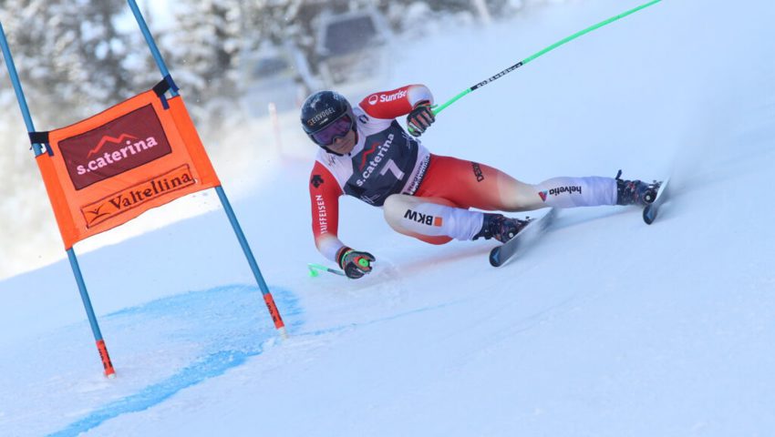  1. / 6. Dezember: Skirennfahrer Josua Mettler aus Unterwasser gelingt ein Traumstart in die Europacupsaison. Er gewinnt sowohl in einer technischen Disziplin (Riesenslalom) als auch im Speed (Super-G). Letzten März durfte er sogar erstmals im Weltcup starten. 