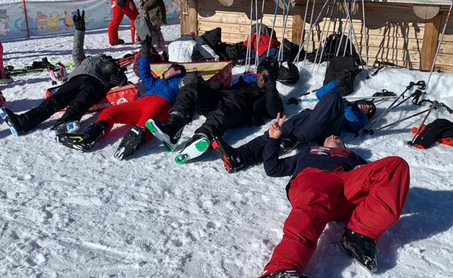 Genussvolle Wintersporttage der Oberstufe bei bestem Wetter im Skigebiet Pizol