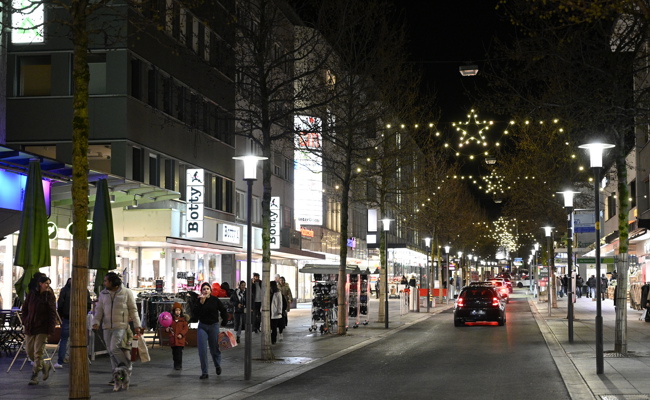 Umfrage: «Fürs Verkaufspersonal wären längere Öffnungszeiten nicht schön»