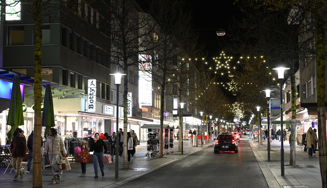 Auch spätabends noch einkaufen: Der Kantonsrat möchte längere Ladenöffnungszeiten zulassen.