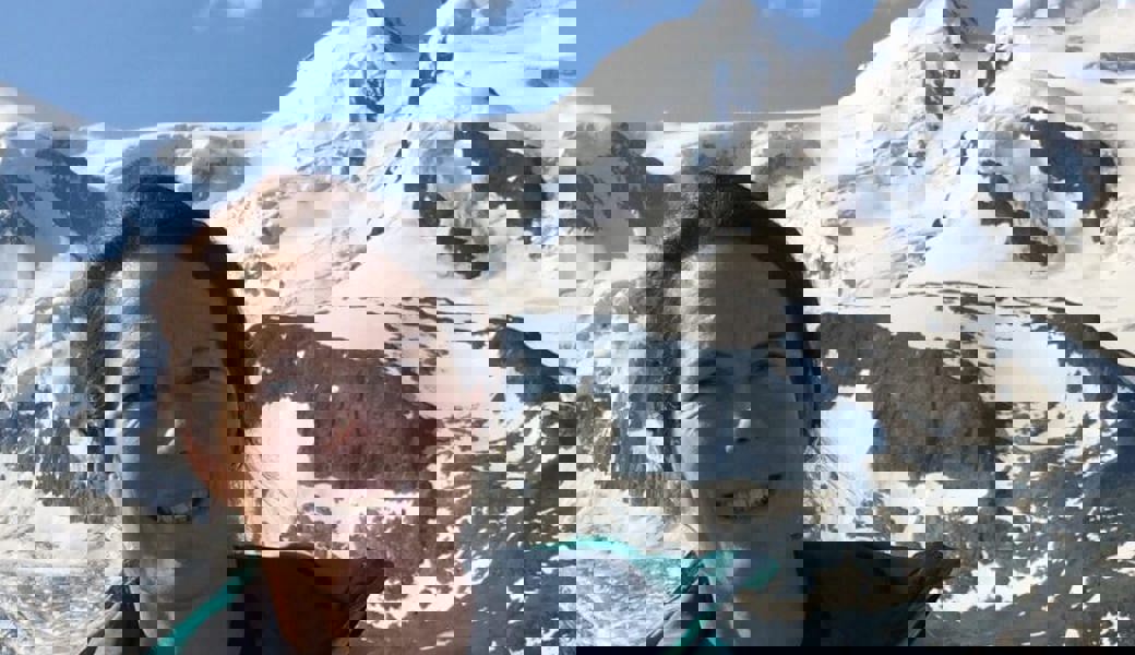  Ella Alpiger gründete ein international tätiges Bergsportunternehmen. 