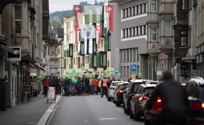 Demo in Rorschach: Die Leute gehen gegen die Autoposer auf die Strasse