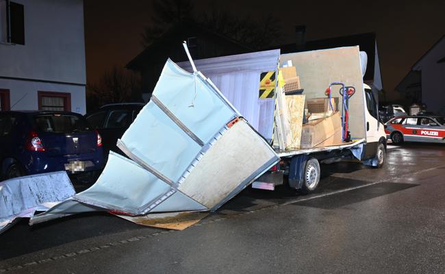 Irrfahrt mit Lieferwagen: 35'000 Franken Schaden