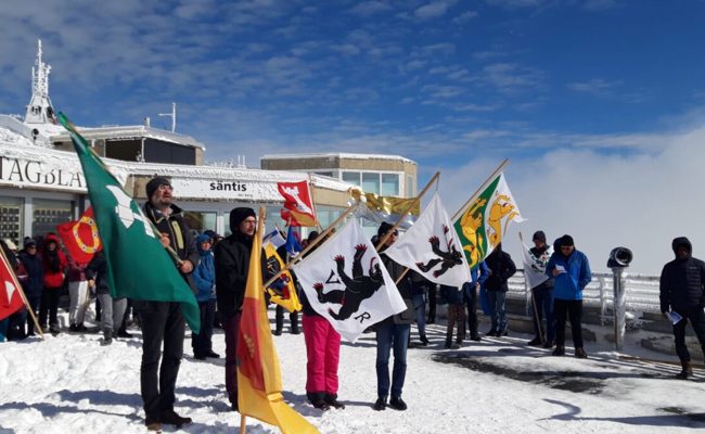 Gebet für die Schweiz: Rund 120 Personen trafen sich am Bettag auf dem Säntisgipfel