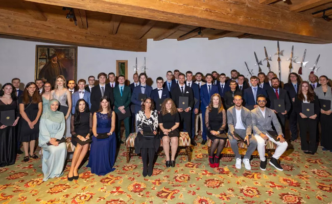 Mit Bestnoten Eintrag ins «Goldene Buch» verdient