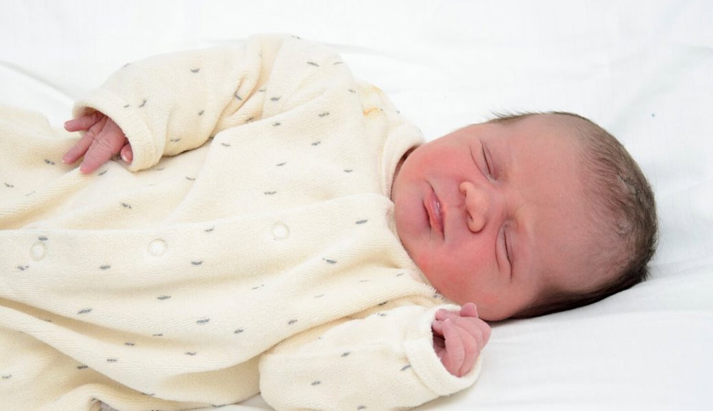  Neujahrsbaby Dalija ist wohlauf. 