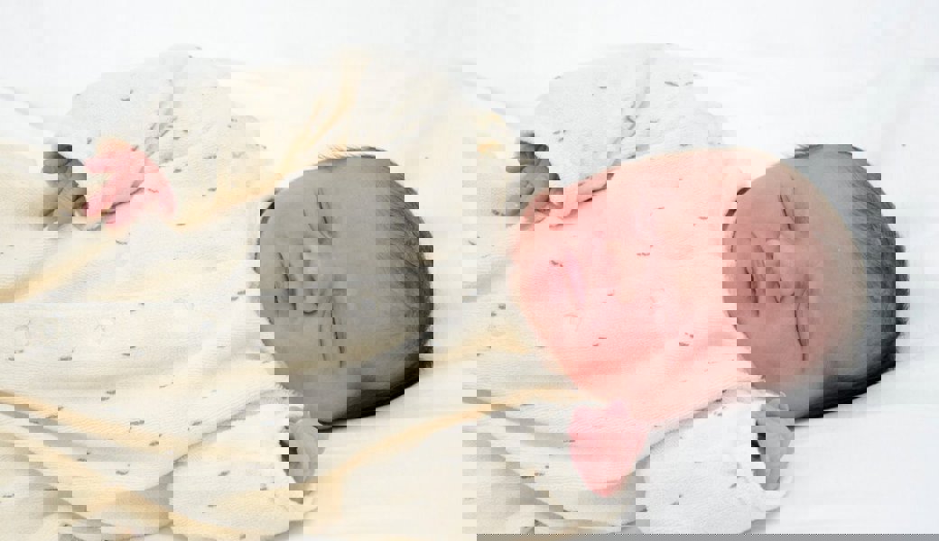  Neujahrsbaby Dalija ist wohlauf. 