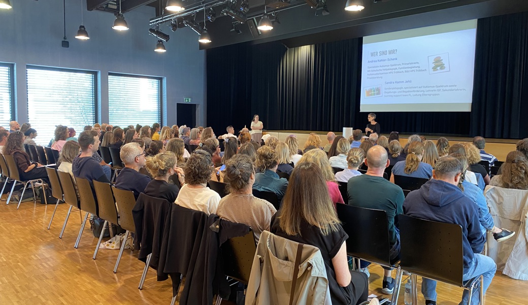 Neurodivergenz im Fokus: Schulsozialarbeitende trafen sich