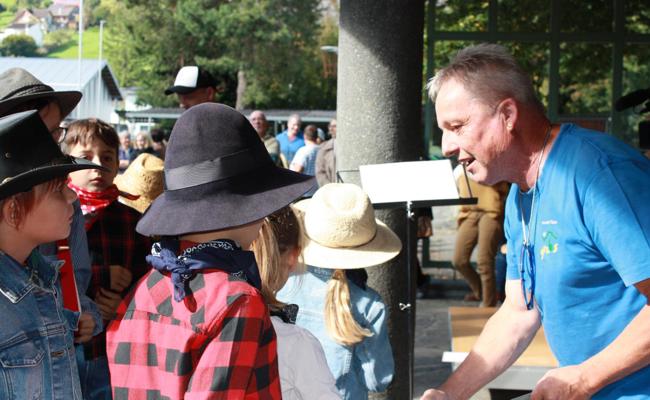 Eine Ära endet: Schulhausabwart Peter Eggenberger geht in den wohlverdienten Ruhestand