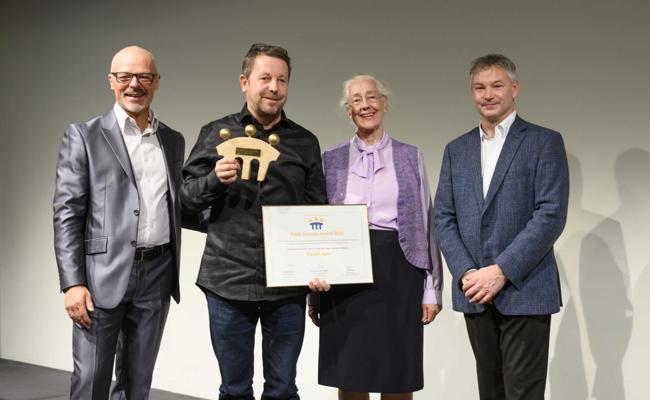 Verein WLF verlieh erstmals zwei Grundeinkommen-Awards