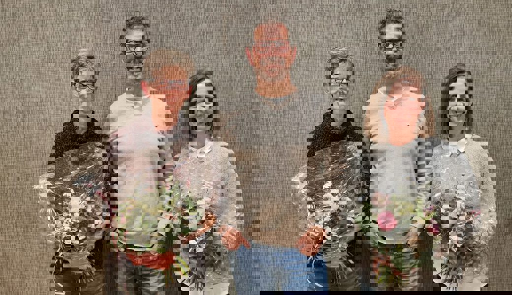  Freude bei den beiden Jubilarinnen und dem Präsidenten (von links): Fabienne Abderhalden, Heimo Steriti, Claire-Lise Lippuner. 