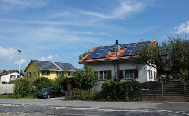 Solaranlagebesitzer erhalten bis zu dreifach höhere Vergütungen für ihren Strom