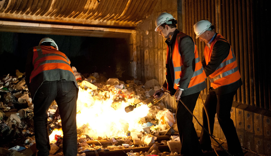 Gewisse Materialien dürfen nicht ausserhalb von Anlagen verbrennt werden. Der Landwirt hielt sich nicht daran.