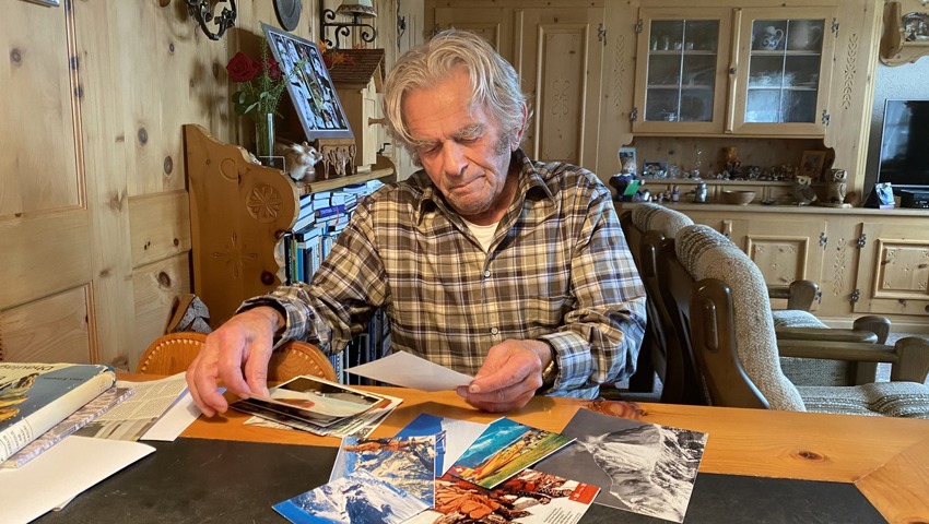 In Erinnerungen schwelgen an Heldentaten: Peter Diener im Mai 2020 in seinem Zuhause in Wildhaus.  