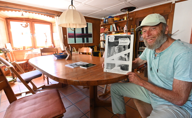 Er erhebt tiefsinniges Grübeln zur Kunst