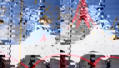 Der Circus Knie schlägt beim Werdenbergersee wieder sein Zelt auf