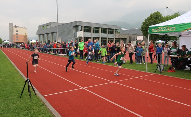 «Flinggscht Werdaberger» als krönender Abschluss des UBS Kids Cup