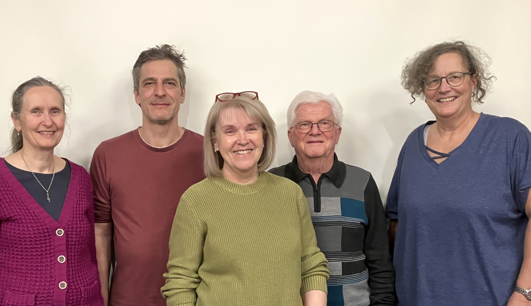 Der Vorstand der 2-Länder Musikanten in seiner neuen Zusammensetzung, von links: Sybille Renner (Musikkommission), Jan Köpfli (Dirigent, Leiter Musikkommission), Cornelia Lüchinger (Präsidentin), Peter Fässler (Musikkommission), Christa Müller (Aktuarin).