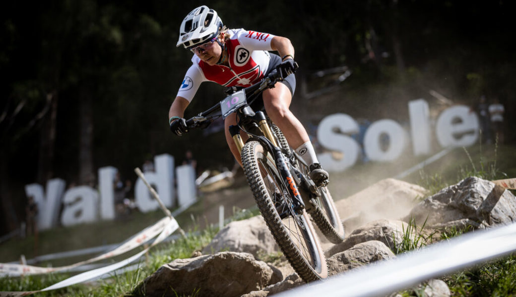  27. August: Die Sennwalderin Nicole Göldi rast an den Weltmeisterschaften von Val die Sole (Italien) zum Weltmeistertitel in der Kategorie E-Mountainbike. 