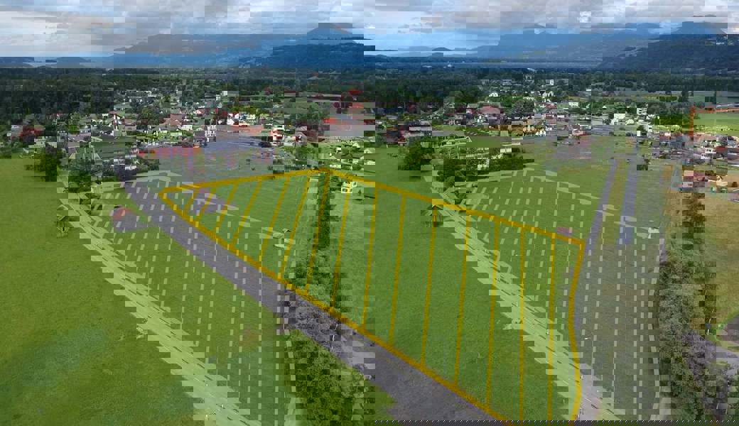 Noch ist unklar, ob und was auf diesem Areal südlich des Schulzentrums Türggenau in Salez gebaut werden soll. 