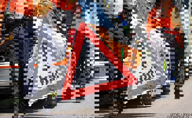 Beim Abbiegen in Autobahnauffahrt kollidiert