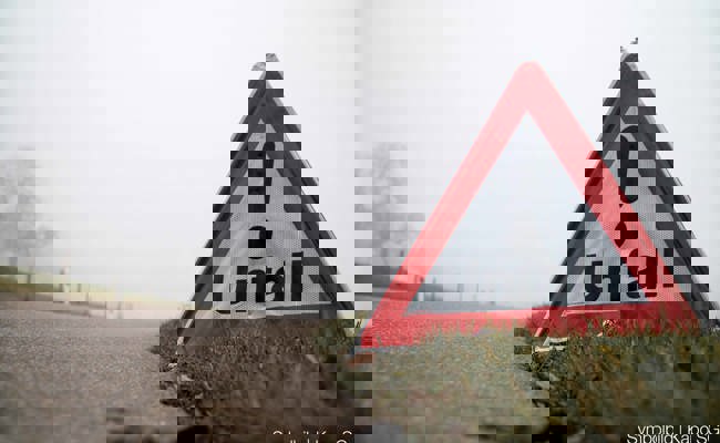 Velofahrer nach Kollision mit Auto leicht verletzt