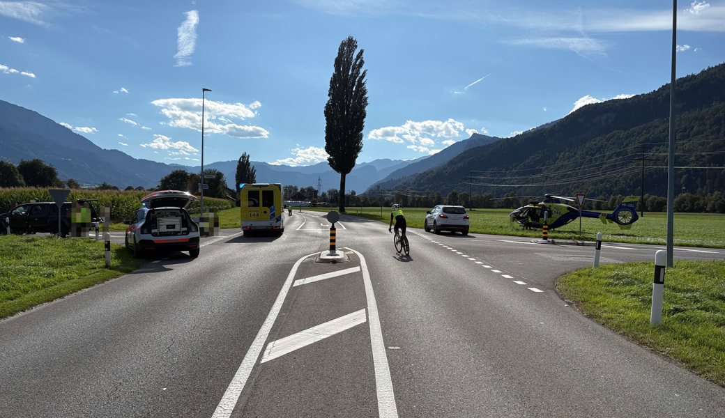 Velofahrer mit SUV zusammengekracht: Luftrettung aufgeboten