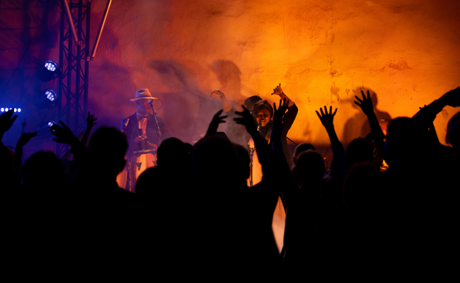Salsa im Schlosshof: Zum Grande Finale der Mediale wurde getanzt