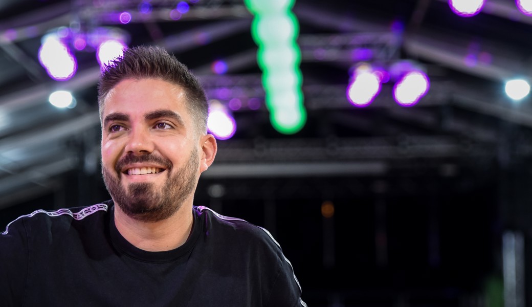 Remo Sturzenegger hat die Verantwortung für das Festzelt an der Wiga 2025.