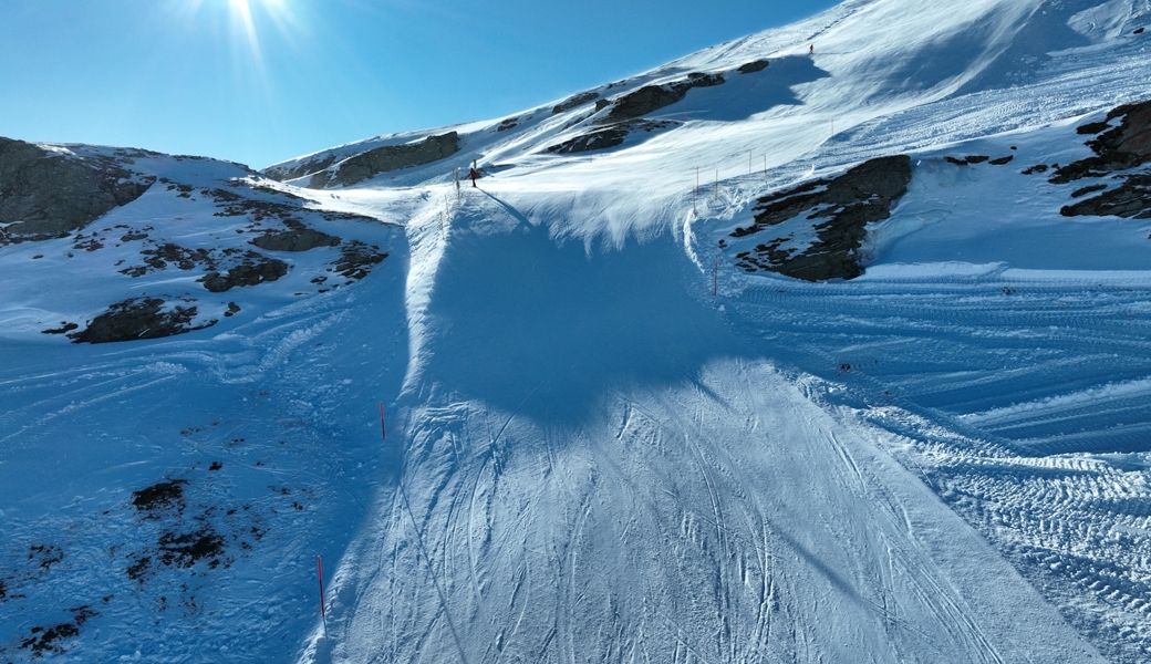35-jähriger Skifahrer nach Sturz auf roter Piste verstorben