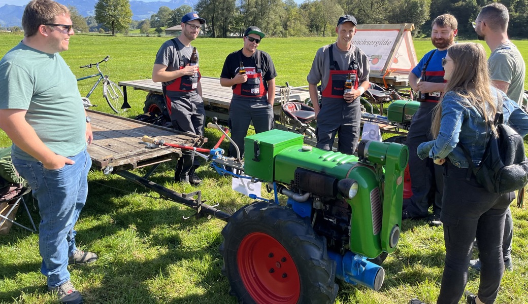 Die Einachsergilde aus Büchel, Plona und Lienz war mit sechs Mitgliedern und vier Fahrzeugen vertreten. 