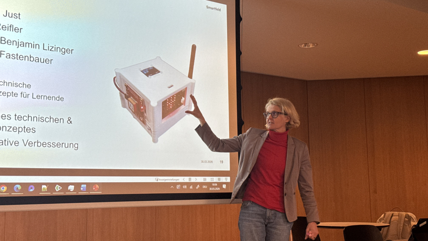 Verena Fastenbauer stellte den «IoT Cube» vor.
