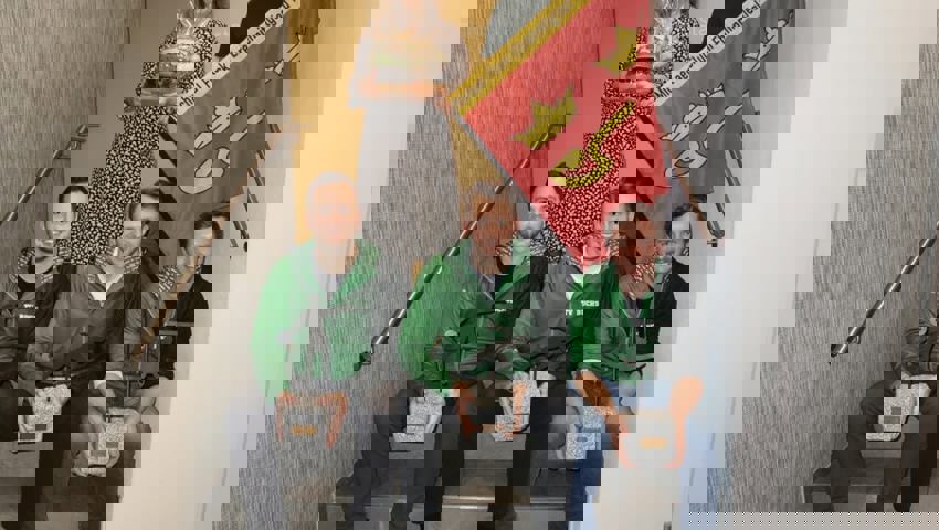  Die neuen Frei- und Ehrenmitglieder des TV Buchs: Hinten von links die beiden Ehrenmitglieder Corina Aeberhard und Michael Fluck, vorne von links die drei Freimitglieder Pascal Takacs, Daniel Mohr und Manuel Gemperli. 