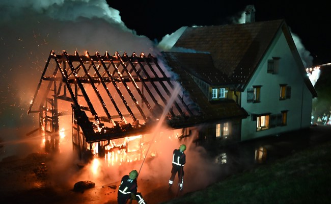 Scheune wurde Raub der Flammen
