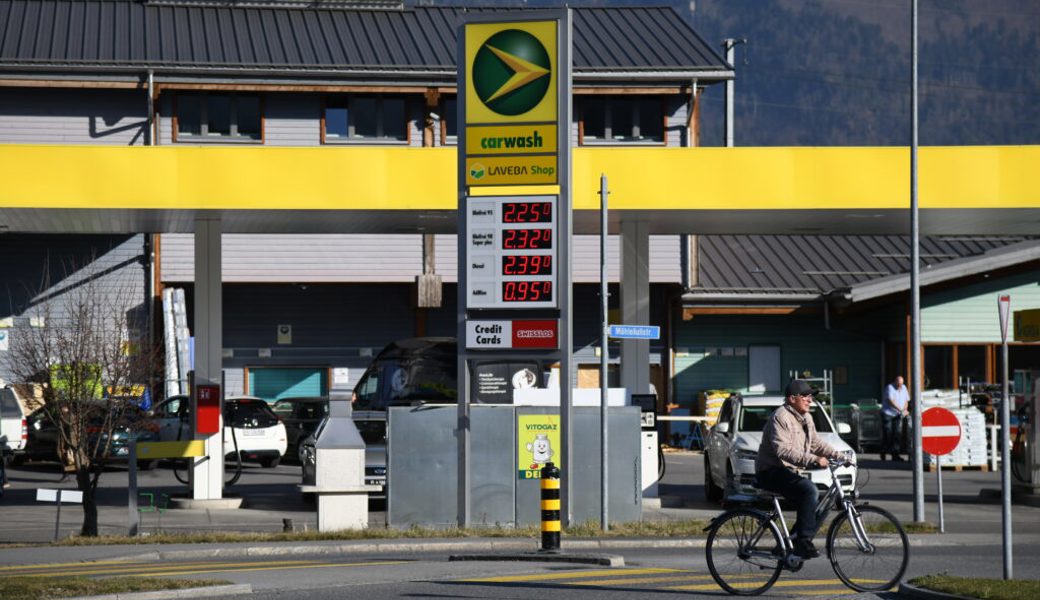 «Rekord aus 2008 geschlagen»: Treibstoffpreis beeinflusst Transport- und Reisebranche