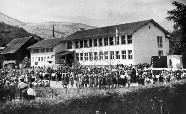Schulhaus Kappeli: Strahlender Festtag zur Einweihung