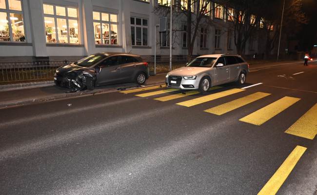 Auffahrkollision vor Fussgängerstreifen