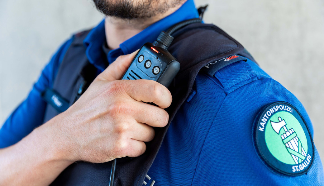 Einbrecher stehlen Grill,  E-Scooter und Bargeld