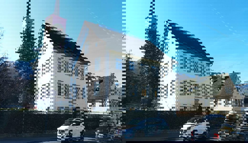  Das «Alte Pfarrhaus» der Stadt Buchs steht auf der Einkaufsliste der Ortsgemeinde Buchs. 