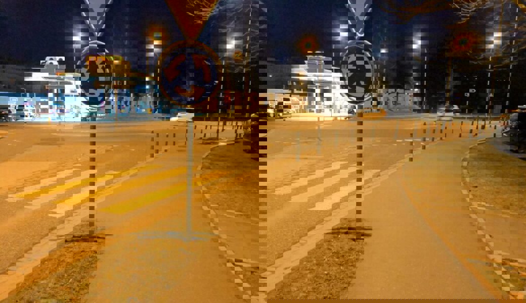  An diesem Kreisel hat sich der Unfall ereignet. 