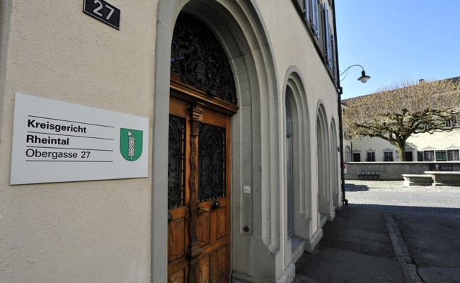 Prozess: Verteidigung fordert teilweisen Freispruch wegen versuchter vorsätzlicher Tötung