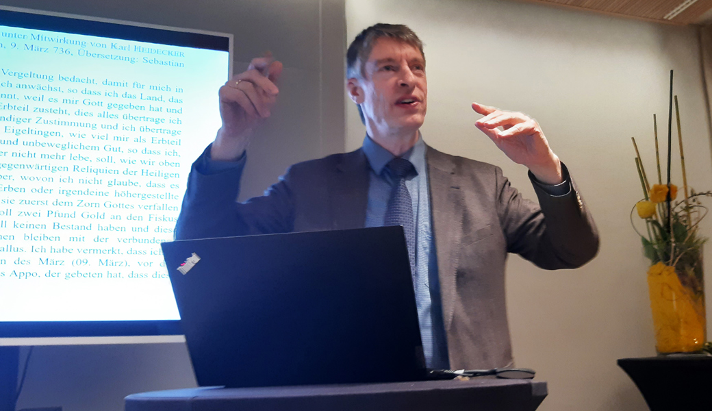 Professor Sebastian Scholz hielt beim HVW einen Vortrag über Gesellschaft und Frömmigkeitsvorstellungen im achten Jahrhundert.